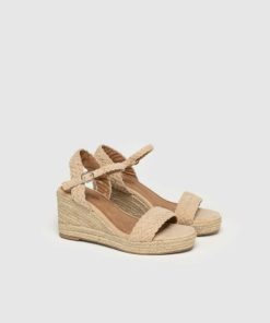 Topwearshop.shop18644d2cd3 2