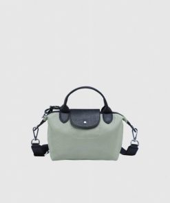 Topwearshop.shop18730995b9 2