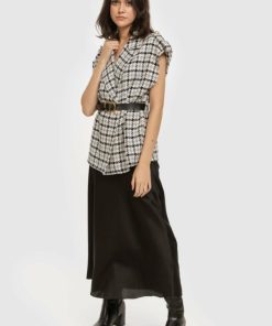 Topwearshop.shop6805c48302 1