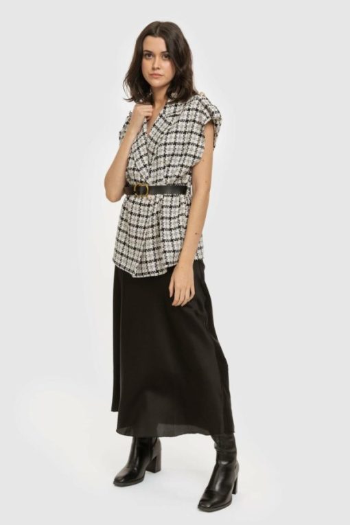 Topwearshop.shop6805c48302 1
