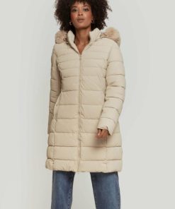 Topwearshop.shopdb68178958 2