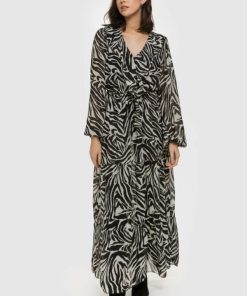Topwearshop.shopdcbb1bde21 1