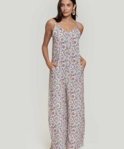 Topwearshop.shopf456687780 2